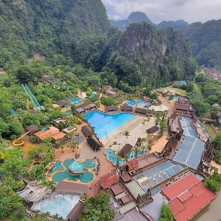 Lost World Of Tambun Coco Guest House Ipoh Luaran gambar