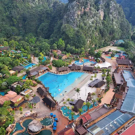 Lost World Of Tambun Coco Guest House Ipoh Luaran gambar